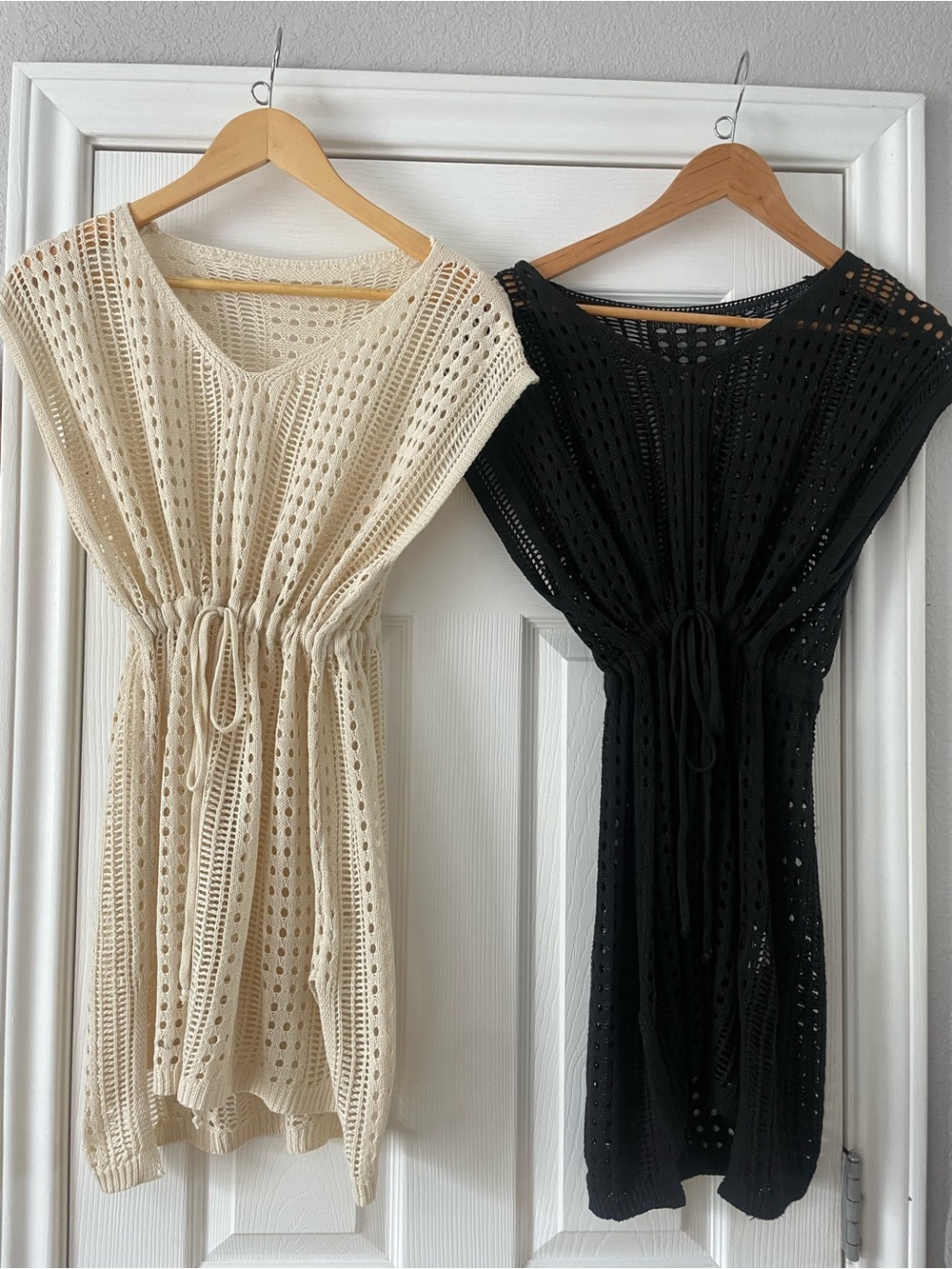 Worn Once, Cupshe Crochet Swim Cover-Up in Cream and Black Size S